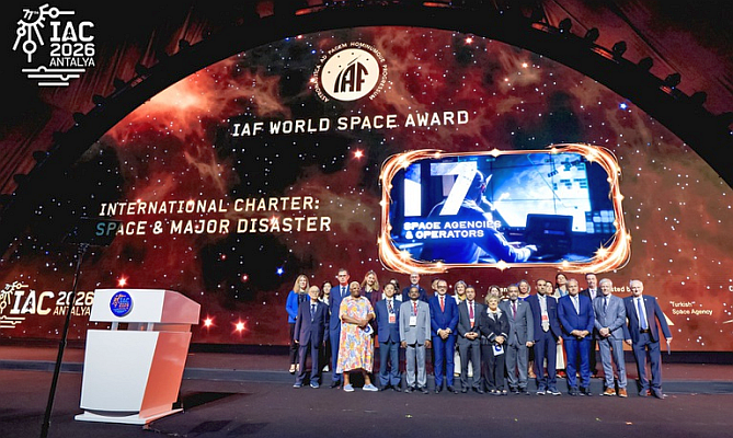Carta Internacional Espaço e Grandes Desastres recebe prêmio IAF World Space Award