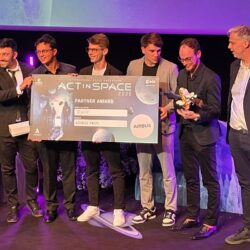 Equipe brasileira é premiada com solução que leva gestão de infraestrutura ao espaço
