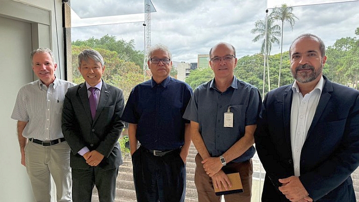 INPE e AIAB fortalecem diálogo para avanço no Programa Espacial