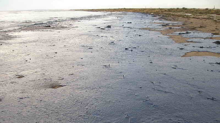 INPE e Marinha formalizam parceria para o Projeto SisMOM INPE e Marinha formalizam parceria para o Projeto SisMOM