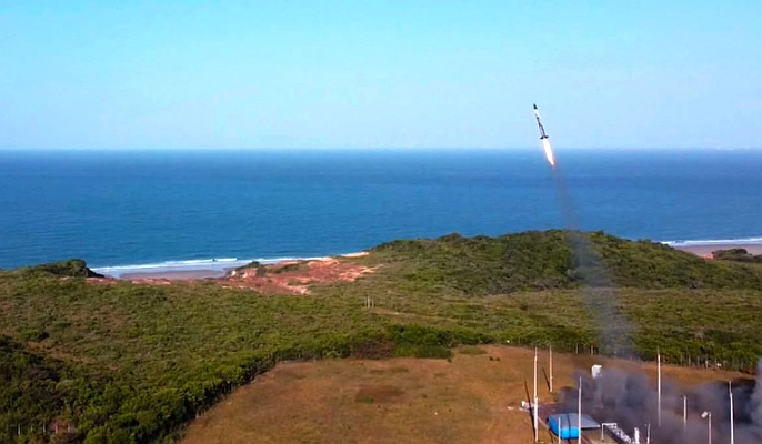 Innospace realiza 1º voo de teste do foguete Sebit a partir da base em Alcântara