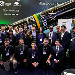 Ministra Luciana Santos celebra avanços da indústria espacial no SpaceBR Show