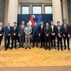 Missão parlamentar brasileira na Áustria reforça cooperação no setor espacial