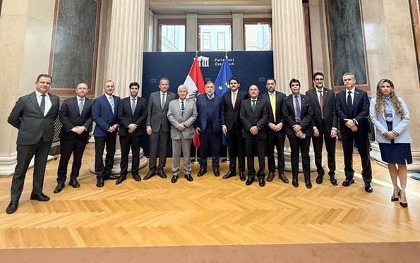 Missão parlamentar brasileira na Áustria reforça cooperação no setor espacial