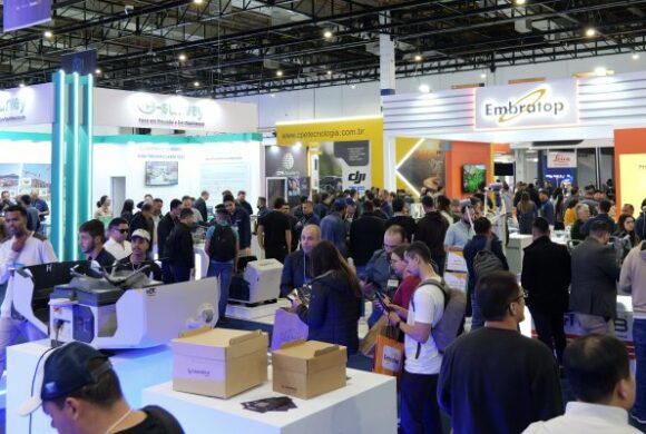 Mais de 12 mil profissionais visitaram o SpaceBR Show, MundoGEO Connect, DroneShow Robotics e Expo eVTOL 2026 Mais de 12 mil profissionais visitaram o SpaceBR Show, MundoGEO Connect, DroneShow Robotics e Expo eVTOL 2026